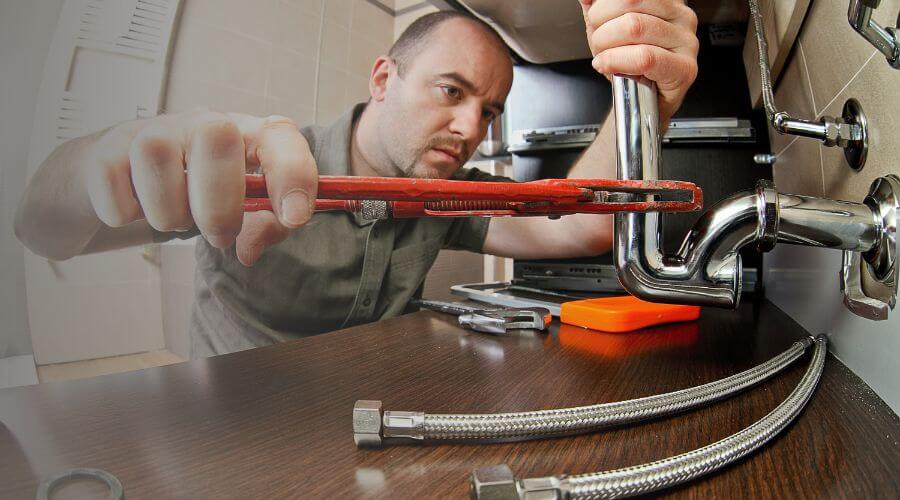 Expert burst pipe repair services in Rushville, MO